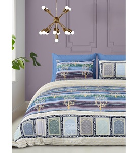 Juego de cama de algodón puro con estampado dorado moderno y elegante, Sábana plana tamaño King, 2 fundas de almohada, relleno de poliéster de lujo duradero para el hogar - Product Image 2