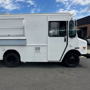 Camión de Comida Nuevo con Cocina Nueva en Venta al Mejor Precio - Product Image 1