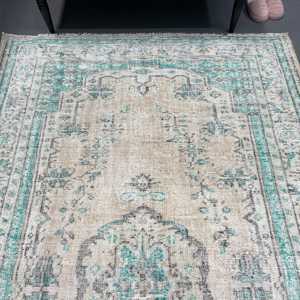 Alfombra Vintage, Alfombra Turca Grande de 5.7x9 pies, Alfombra de Lana con Estampado Animal Azul y Blanco - Product Image 3