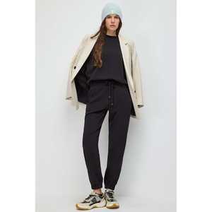 เสื้อสเวตเชิ้ตเนื้อผ้านุ่มแบบพื้นฐาน ผลิตจากผ้าตุรกี - Product Image 5