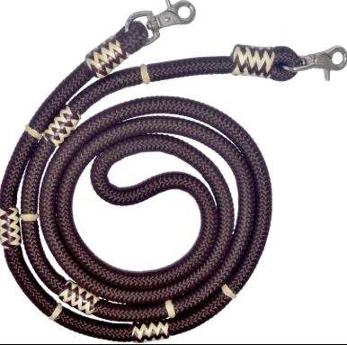 สีน้ำตาล