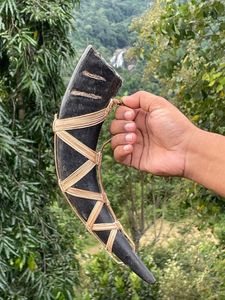 Taza de cerámica de cuerno vikingo festivo hecho a mano para hidromiel y cerveza para fiestas navideñas y alegrías navideñas - Product Image 4