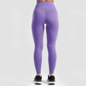 Leggings Deportivos Morados Empower Slim Fit con Patrón, Térmicos para Invierno, Tejido Elástico de Nylon y Spandex, Cintura con Logo, Estilo Pakistaní - Product Image 3