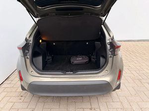 Meilleure Offre 2023 - SUV Hybride Compact Premium - Consommation de Carburant Exceptionnelle et Technologie de Pointe - Product Image 6