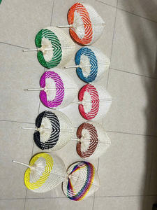 Ventilador plegable de bambú reutilizable Regalo hecho a mano respetuoso con el medio ambiente, recuerdo, decoración - Product Image 5