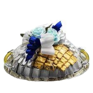 Bandeja de chocolate de aluminio dorado pulido con espejo martillado de la mejor calidad Bandeja de chocolate decorativa con artículos de mesa elegantes a bajo precio - Product Image 1