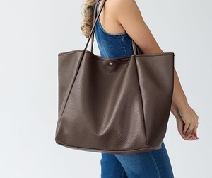 Stylish Leather Oversized Tote <b>Bags</b> for Women Trendy <b>Weekender</b> Purses for Travel and Daily Life Custom Logo Low Prices - Product Image 4