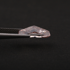 Diamant rose de taille radiant de 4,0 carats, VS1-VS2, cultivé en laboratoire, certifié par IGI, en vrac - Product Image 4
