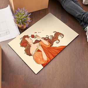 Tapis Mucha Déesse tenant des roses, Tapis imprimé pour décoration moderne, Tapis en velours de luxe - Product Image 2
