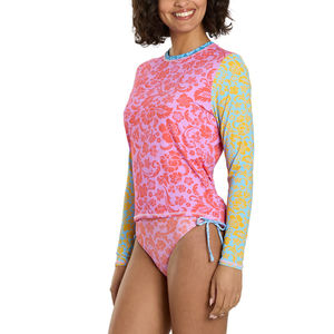 Rash Guard Slim Fit à manches longues pour le yoga et la natation Confortable à porter Impression personnalisée Rash Guard pour femmes - Product Image 5