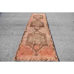 Alfombra Turca Vintage, Alfombra de Pasillo de 3.8x13.5 pies, Alfombra de Lana Abstracta Marrón Rojiza - Product Image 1