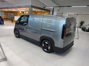 K-ia PV 5 Cargo L2H1 4T Elite 71,2 kWh 2 Posti Trasmissione Automatica Fari LED Pneumatici R20 Euro6 - Product Image 3
