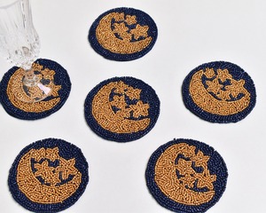 Sous-verre perlé en forme de lune Tapis de boisson élégants au design fait à la main pour la maison Table à manger Thé Café Porte-gobelet Fournisseur en gros - Product Image 6