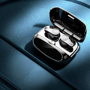 หูฟังไร้สาย M32 รุ่น 5.3 แบบใส่ในหู สำหรับเล่นเกม กันน้ำระดับ IPX7 พร้อมเคสชาร์จ แบตเตอรี่ 50mAh - Product Image 6