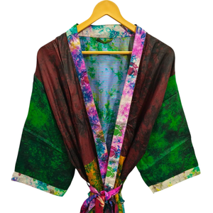 Robe indienne Floral soie Sari Kimono Vintage Sari Robe douce plage Robe de soirée indien fait à la main Kimono en soie - Product Image 1