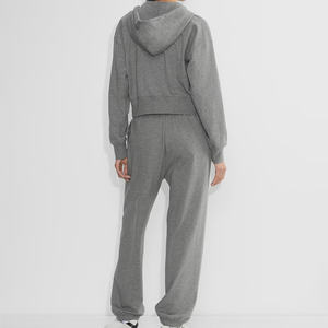 Nuevos Conjuntos Deportivos Cortos Grises con Logotipo Personalizado al por Mayor, Conjuntos Deportivos con Capucha y Cremallera para Mujer, Transpirables, Estilo Urbano, Joggers para Mujer - Product Image 2