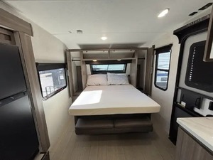 Usagé 2024 Venture Rv Sonic 211VDB AVEC HAUTES PERFORMANCES DISPONIBLE À LA VENTE - Product Image 4