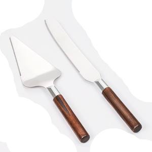 Qualité supérieure Nouveau Style Prix de Gros Dernier Look Couteaux À Gâteau En Métal Et Serveur Ensemble Designer Outil À Gâteau En Métal pour La Maison Hôtel - Product Image 3