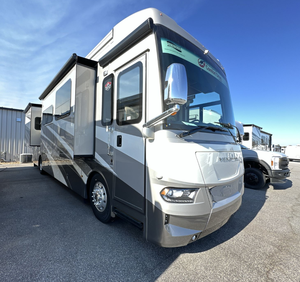 รถบ้านมือสองปี 2022 2023 ราคาประหยัด F-l-e-e-t-w-o-o-d Bounder 35K RVs Camper Motorhomes Travel Trailer - Product Image 4