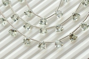 Cuentas de Amatista Verde 100% Genuinas, Forma Trillón, Calidad Superior AAA+, Certificadas por IGI, Sueltas para Joyería, Precio al por Mayor - Product Image 3