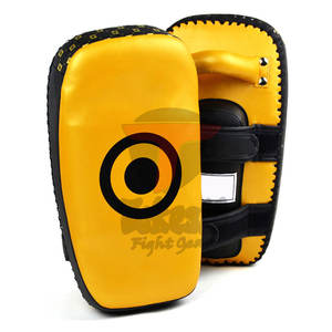 Takeshi Fight Gear 2025 Haute Qualité Professionnel Hommes Muay Thai Kick Boxing Pads Premium Leather Boxing Gear Personnalisable - Product Image 1