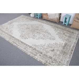 Alfombra Turca Vintage, Alfombra Grande de 5.7x9.4 pies, Alfombra de Lana con Puntos Blancos y Grises - Product Image 2