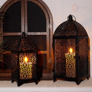 Elegante Portavelas de Metal con Asa |   Iluminación Decorativa Elegante para Sala de Estar, Patio y Espacios Exteriores - Product Image 4