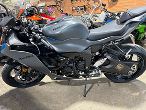 คาวาซากิ นินจา ZX-6R ปี 2025 250 ซีซี 1001-2000 วัตต์ 61-80 กม./ชม. พร้อมส่ง - Product Image 3