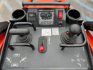 รถลื่นไถลขนาดเล็ก2024 Kubota SCL1000 - Product Image 4