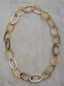 Collar de Cuerno de Búfalo Natural Pulido, Ecológico, Ligero, Estilo Boho Chic, en Tonos Tierra, Joyería de Moda para Mujer - Product Image 4