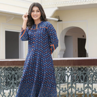 Ensemble 2 pièces Anarkali Kurta pour femme en rayonne bleue à imprimé floral, longueur cheville, écologique, séchage rapide, tissu doux et confortable, élégant