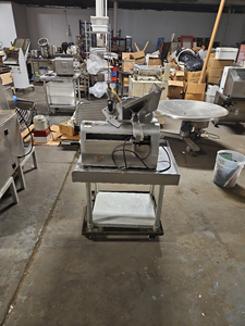 Cortadora de carne Hobart 1712 usada de 0.33 HP de acero inoxidable con carrito, compre una cortadora de carne Hobart 1712 usada - Product Image 5