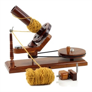 Devanadera de hilo de madera India hecha a mano Premium para enrollar hilo de bolas Swift Winder Kit de tejer Devanadera de hilo a precio al por mayor India - Product Image 1