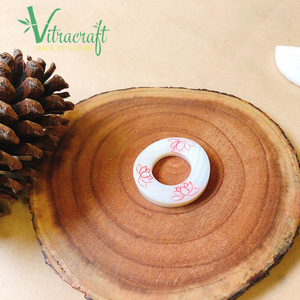 Produit porte-baguettes rond unique. Support de baguettes, repose-cuillère. Fabriqué à partir de nacre blanche naturelle. Fait à la main Vietnam Sûr à utiliser - Product Image 4