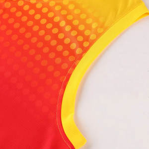 Peso ligero al por mayor Venta caliente uniformes de baloncesto de impresión personalizada de alta calidad Reversible sublimado al por mayor ropa deportiva - Product Image 3