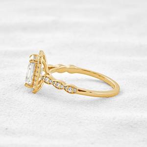 Anillo de Diamante Cultivado en Laboratorio con Corte Esmeralda de 2.0 Quilates, Oro Sólido de 14k, Halo Chapado en Rodio, Joyería de Boda, Regalo para Mujeres, Fiestas - Product Image 3