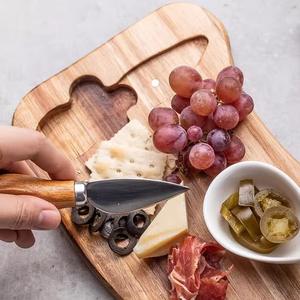 Premium <b>wooden</b> chopping board for kitchen cutting <b>slicing</b> and food preparation - Product Image 4