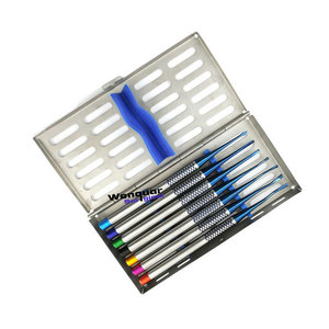 Juego de 7 Instrumentos de Implante Dental con Recubrimiento de Titanio, Elevador de Raíz Luxante con Manual, Incluye Bandeja de Casete - Product Image 1