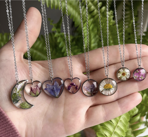 Joyería de flores únicas resina epoxi real seca prensada no me olvides collar conmemorativo precio al por mayor de La India - Product Image 4