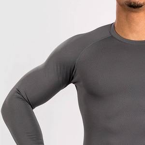 Alta calidad rendimiento personalizado MMA Rash Guard transpirable manga larga Anti-UV UPF50 suministro de fabricante Unisex a la venta - Product Image 3