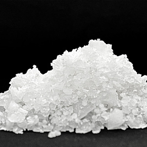 Chlorure de sodium, solide cristallin blanc, qualité industrielle, pureté 98 %, sel brut en poudre, CAS 7647-14-5 - Product Image 1