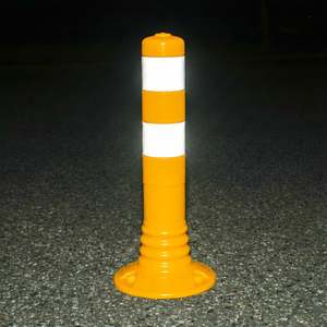 Juego de 10 Postes Delimitadores Flexibles Amarillos de 45 x 8 cm con Cinta Reflectante de PVC para Seguridad Vial y de Tráfico - Product Image 4