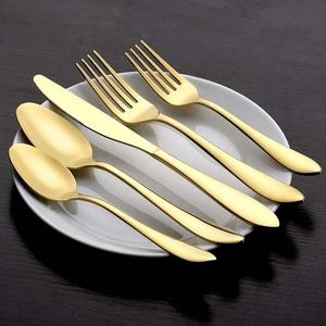 Juego de cuchara y tenedor de acero inoxidable PARA CENA, set creativo y reutilizable con mango completamente martillado de acero inoxidable chapado en oro real - Product Image 4