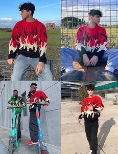 Design flamme esthétique Pull à boutons d'hiver Cardigan en tricot confortable Harajuku Streetwear Pull unisexe à blocs de couleurs - Product Image 5