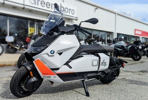 Vehículo Eléctrico de Dos Ruedas de Aleación de Aluminio CE 04 con Batería de Litio, Motor sin Escobillas, Sensor, Listo para Exportación - Product Image 2