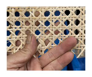 Rollo de correas de ratán de plástico PE Material vietnamita al por mayor para muebles de exterior Suministro de calidad de exportación de fábrica de Vietnam - Product Image 2