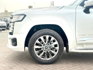 Tout nouveau Land Cruiser 2026 3.5L bi-turbo 6 cylindres 409 ch, transmission automatique, 4x4, essence, conduite à gauche - Product Image 2