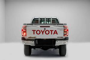 Camioneta Hilux 2.4L Diésel Doble Cabina 4WD Blanca Platino 2026, Nueva, Cero Kilometraje/Km, Precio Accesible, Lista para Enviar - Product Image 6