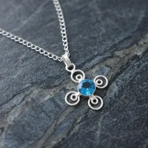 Collier pendentif Niharika Gems en topaze bleue naturelle, plaqué argent sterling 925, certifié, élégant, délicat, unisexe, pour mariage - Product Image 6