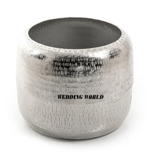 Fabricant de vase à fleurs en métal Pot de fleurs fait main d'excellente qualité Vase à fleurs en métal nickelé en gros - Product Image 2